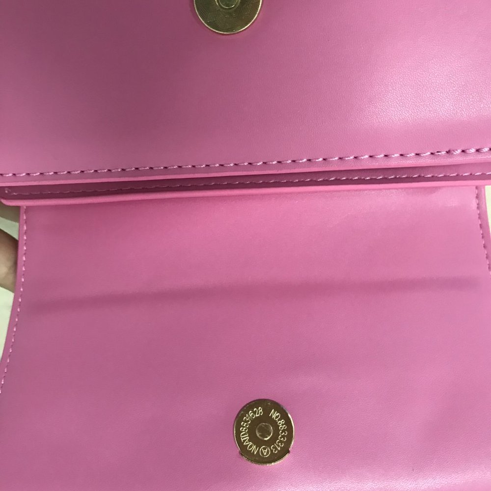 JACQUEMUS PINK Coiled  pink leather handbag - Picture 7 of 9